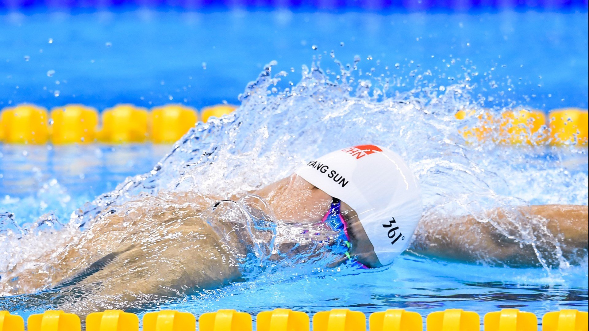 乐鱼游戏-德国女队混合泳决赛排名第六，德国女单选手